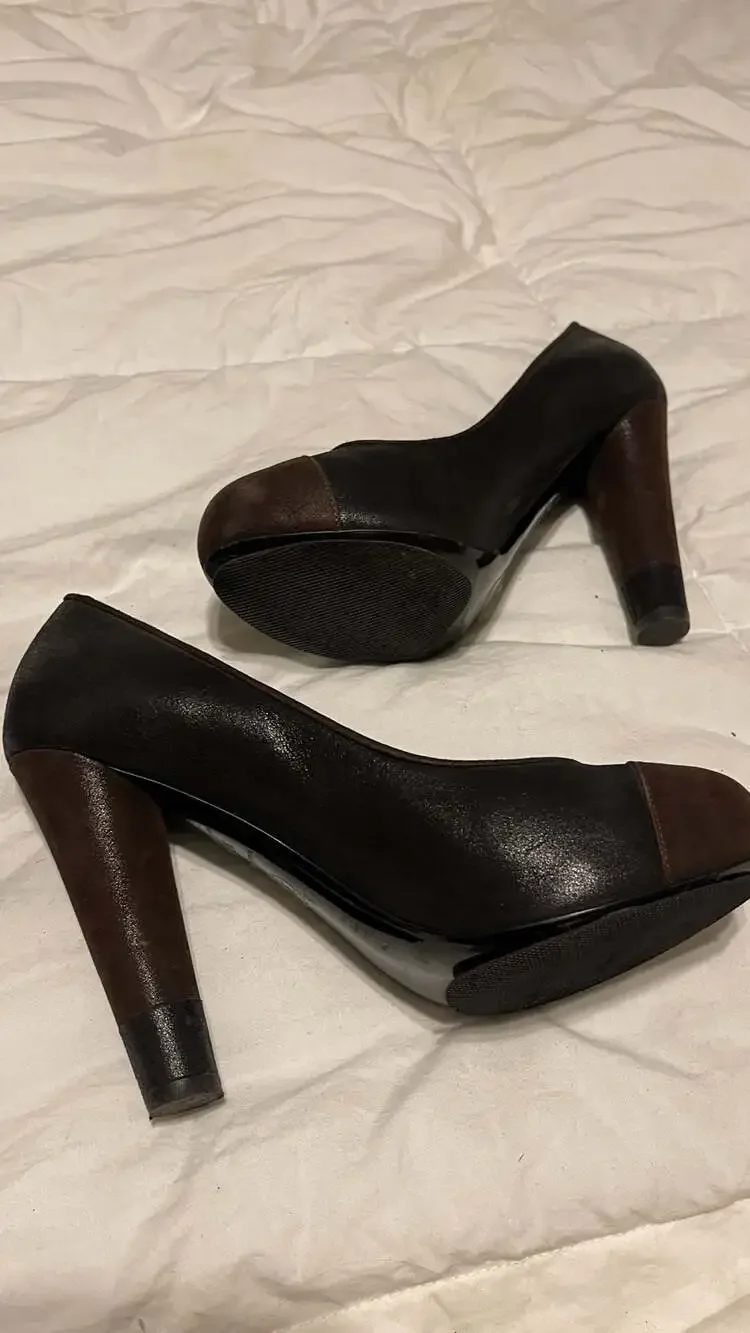 Chanel Black and Brown Suede CC Cap Toe Block Heel Pumps Size 37.5